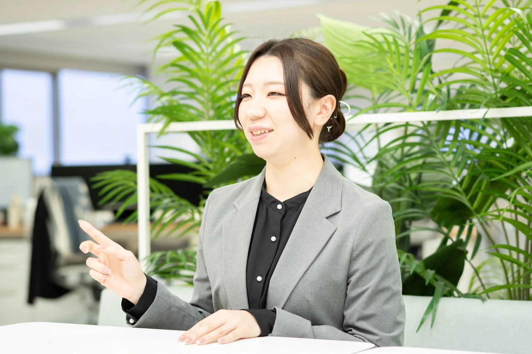 株式会社アイリスプラザ アフターサービス部 コンタクトセンター H.N 氏